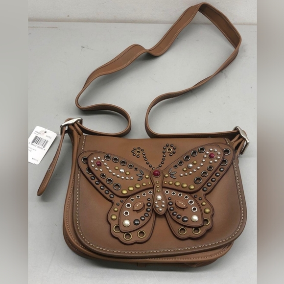 COACH PATRICIA SADDLE BAG 23 IN GLOVE CALF LEATHER WITH BUTTERFLY STUD - Picture 1 of 7